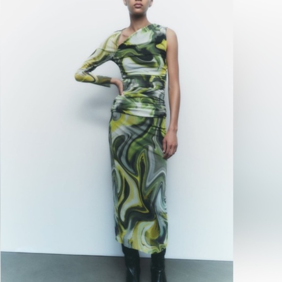 Green printed tulle one shoulder top Zara - Picture 4 of 5